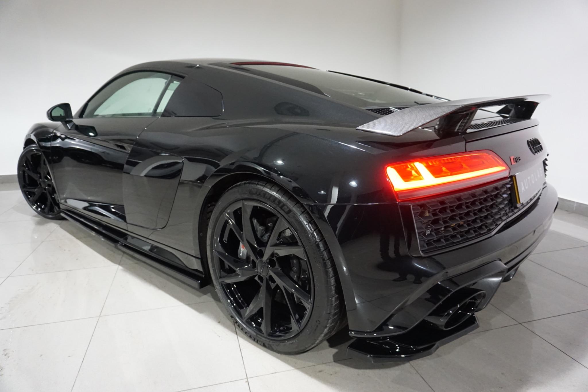 Audi R8 5.2 FSI V10 Performance Edition S Tronic quattro Euro 6 (s/s) 2dr